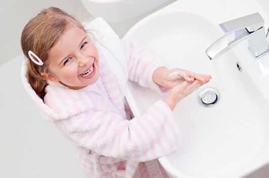 Чтобы обезопасить себя от заражения глистами, необходимо мыть руки